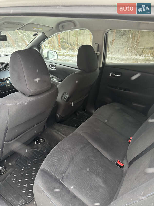 Хэтчбек Nissan Leaf 2013 в Луцке