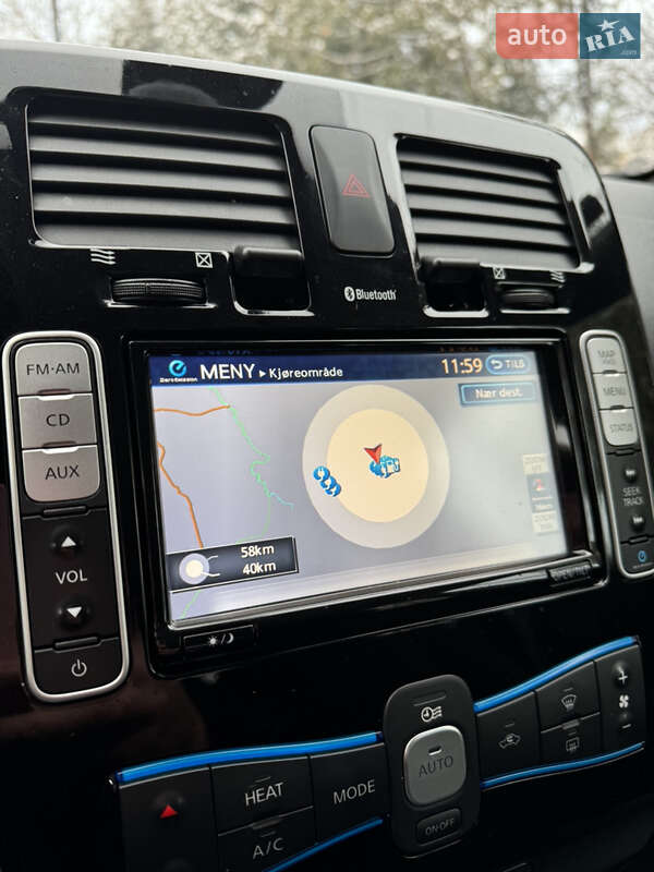 Хэтчбек Nissan Leaf 2013 в Луцке