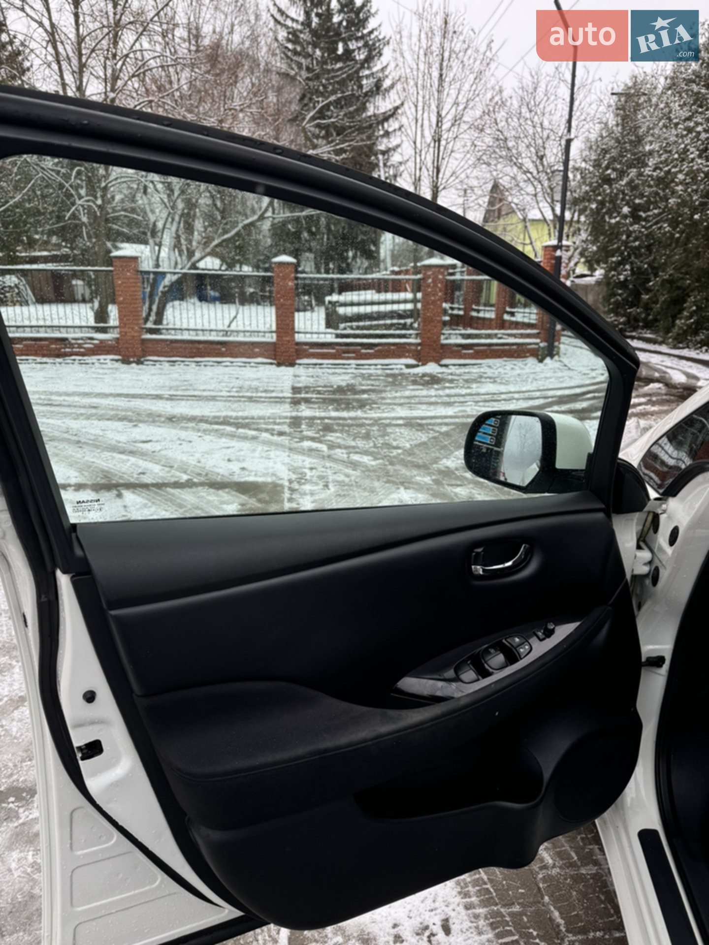 2013 Nissan Leaf - мініатюра 36
