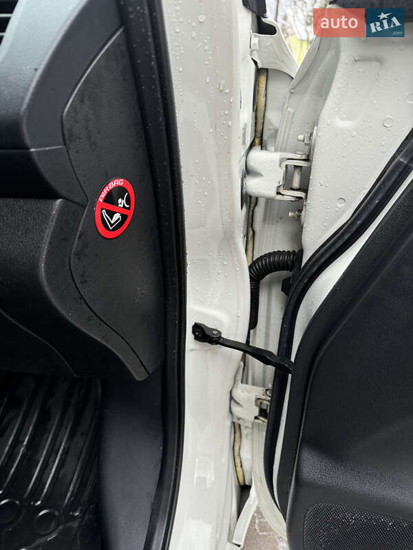 Хэтчбек Nissan Leaf 2013 в Луцке