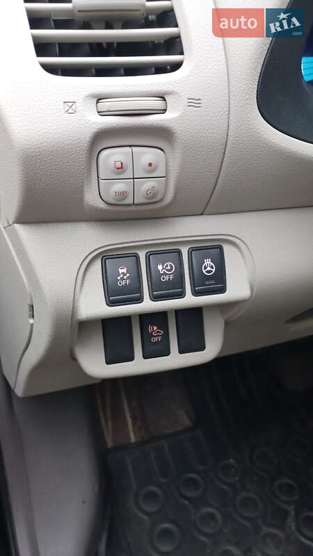 Хэтчбек Nissan Leaf 2011 в Львове