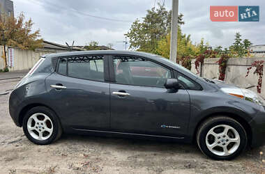 Хетчбек Nissan Leaf 2013 в Харкові