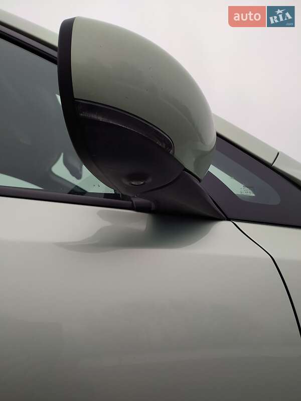 Хэтчбек Nissan Leaf 2018 в Боярке