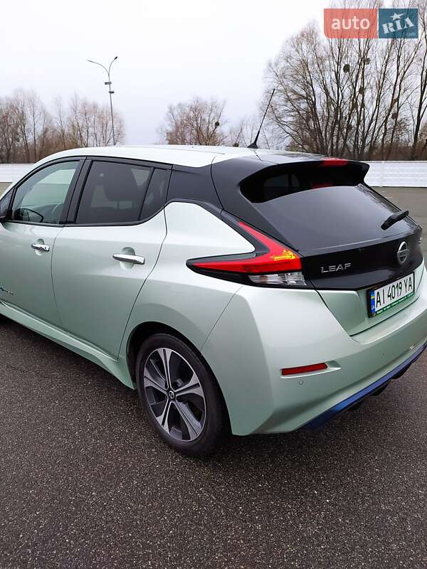Хэтчбек Nissan Leaf 2018 в Боярке