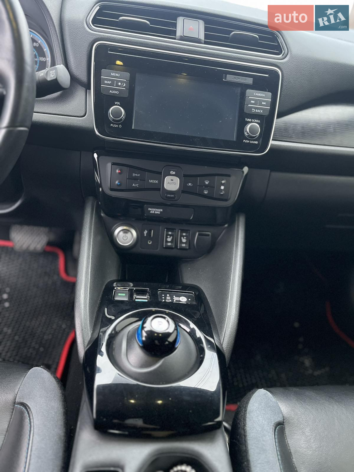 2017 Nissan Leaf - мініатюра 17
