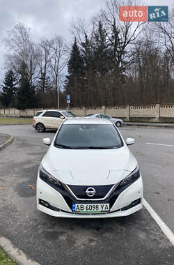 Хэтчбек Nissan Leaf 2023 в Виннице