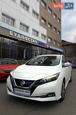 Хетчбек Nissan Leaf 2019 в Києві