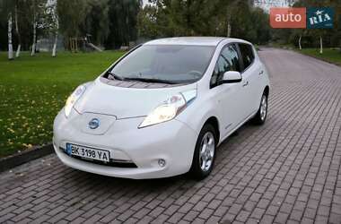 Хетчбек Nissan Leaf 2016 в Рівному