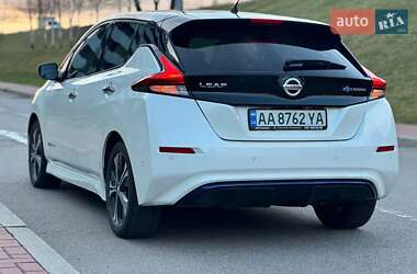 Хетчбек Nissan Leaf 2018 в Києві