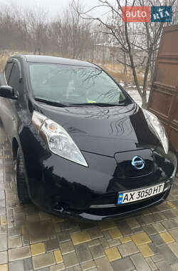 Хетчбек Nissan Leaf 2015 в Харкові