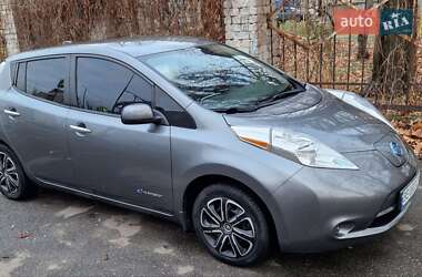 Хетчбек Nissan Leaf 2014 в Миколаєві