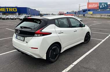 Хэтчбек Nissan Leaf 2022 в Виннице