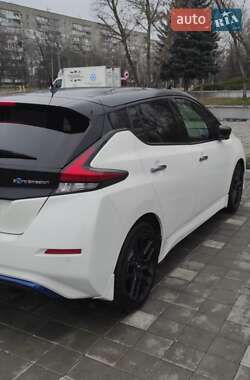 Хэтчбек Nissan Leaf 2019 в Черкассах