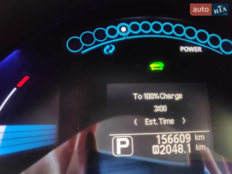 Хэтчбек Nissan Leaf 2012 в Иршаве