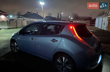 Хетчбек Nissan Leaf 2015 в Кривому Розі