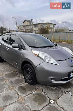 Хетчбек Nissan Leaf 2015 в Одесі