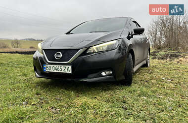 Хэтчбек Nissan Leaf 2018 в 