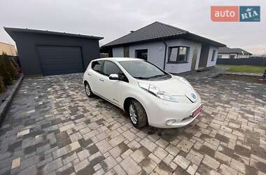 Хетчбек Nissan Leaf 2015 в Володимирі