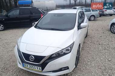 Хетчбек Nissan Leaf 2019 в Городку