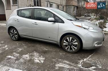 Хетчбек Nissan Leaf 2015 в Здолбуніві