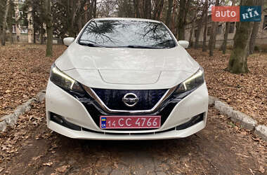 Хэтчбек Nissan Leaf 2019 в Днепре