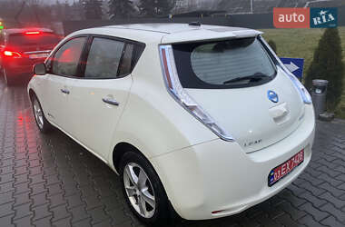 Хэтчбек Nissan Leaf 2012 в Черновцах