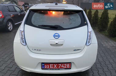 Хэтчбек Nissan Leaf 2012 в Черновцах