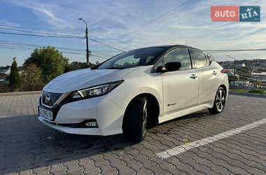 Хэтчбек Nissan Leaf 2020 в 