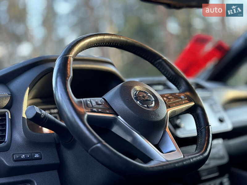 Хэтчбек Nissan Leaf 2019 в Дрогобыче