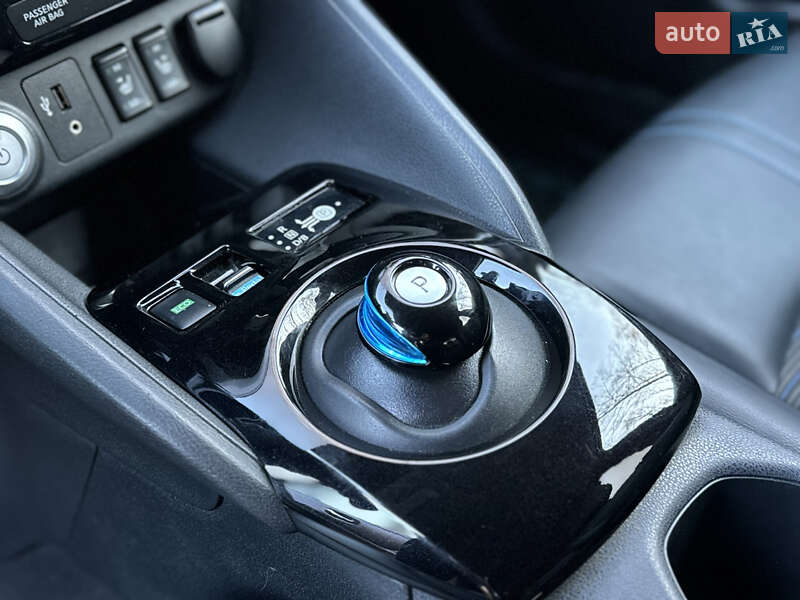 Хэтчбек Nissan Leaf 2019 в Дрогобыче
