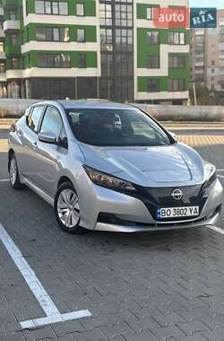 Хетчбек Nissan Leaf 2023 в Тернополі