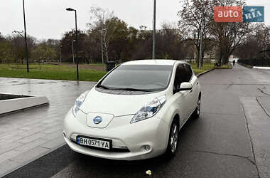 Хэтчбек Nissan Leaf 2012 в Одессе