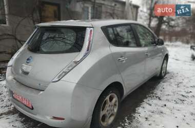 Хэтчбек Nissan Leaf 2012 в Хмельницком