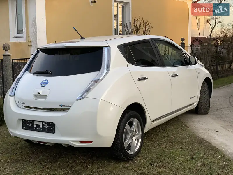 Nissan Leaf 2014