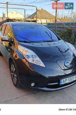 Хэтчбек Nissan Leaf 2014 в Запорожье