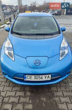 Хетчбек Nissan Leaf 2011 в Чернівцях