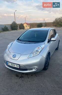 Хетчбек Nissan Leaf 2014 в Полтаві