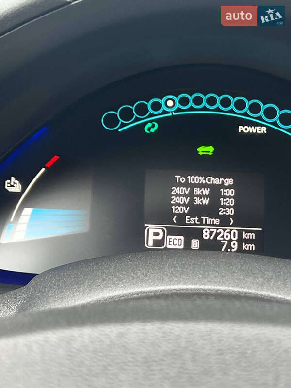 Хетчбек Nissan Leaf 2016 в Запоріжжі