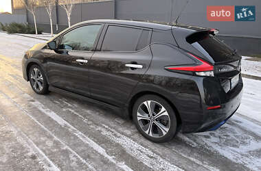 Хетчбек Nissan Leaf 2019 в Києві