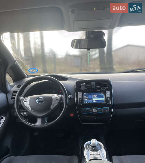 Хэтчбек Nissan Leaf 2014 в Ковеле фото 13 Хэтчбек Nissan Leaf 2014 в Ковеле