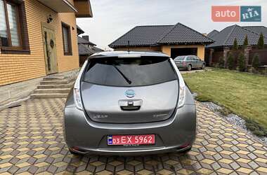 Хетчбек Nissan Leaf 2014 в Рівному