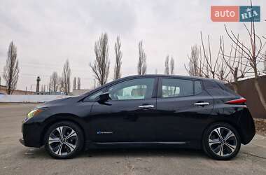 Хетчбек Nissan Leaf 2018 в 