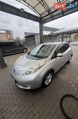 Хетчбек Nissan Leaf 2011 в Рівному