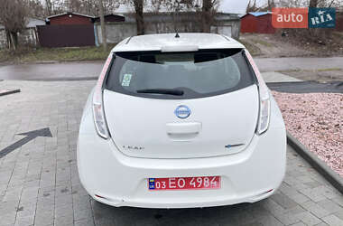 Хетчбек Nissan Leaf 2016 в Рівному