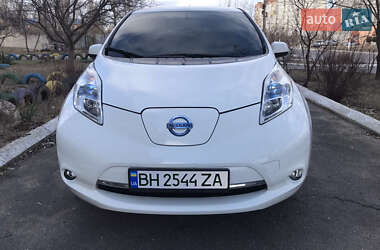 Хетчбек Nissan Leaf 2016 в Білгороді-Дністровському