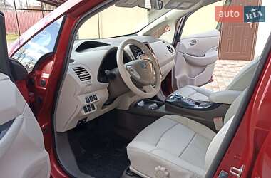 Хетчбек Nissan Leaf 2012 в Івано-Франківську