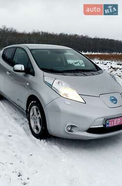 Хэтчбек Nissan Leaf 2014 в Луцке