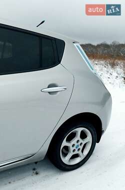 Хэтчбек Nissan Leaf 2014 в Луцке