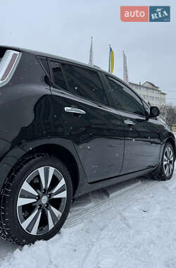 Хетчбек Nissan Leaf 2014 в Львові