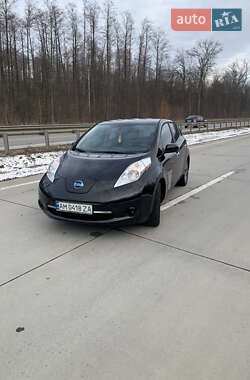 Хэтчбек Nissan Leaf 2015 в Житомире